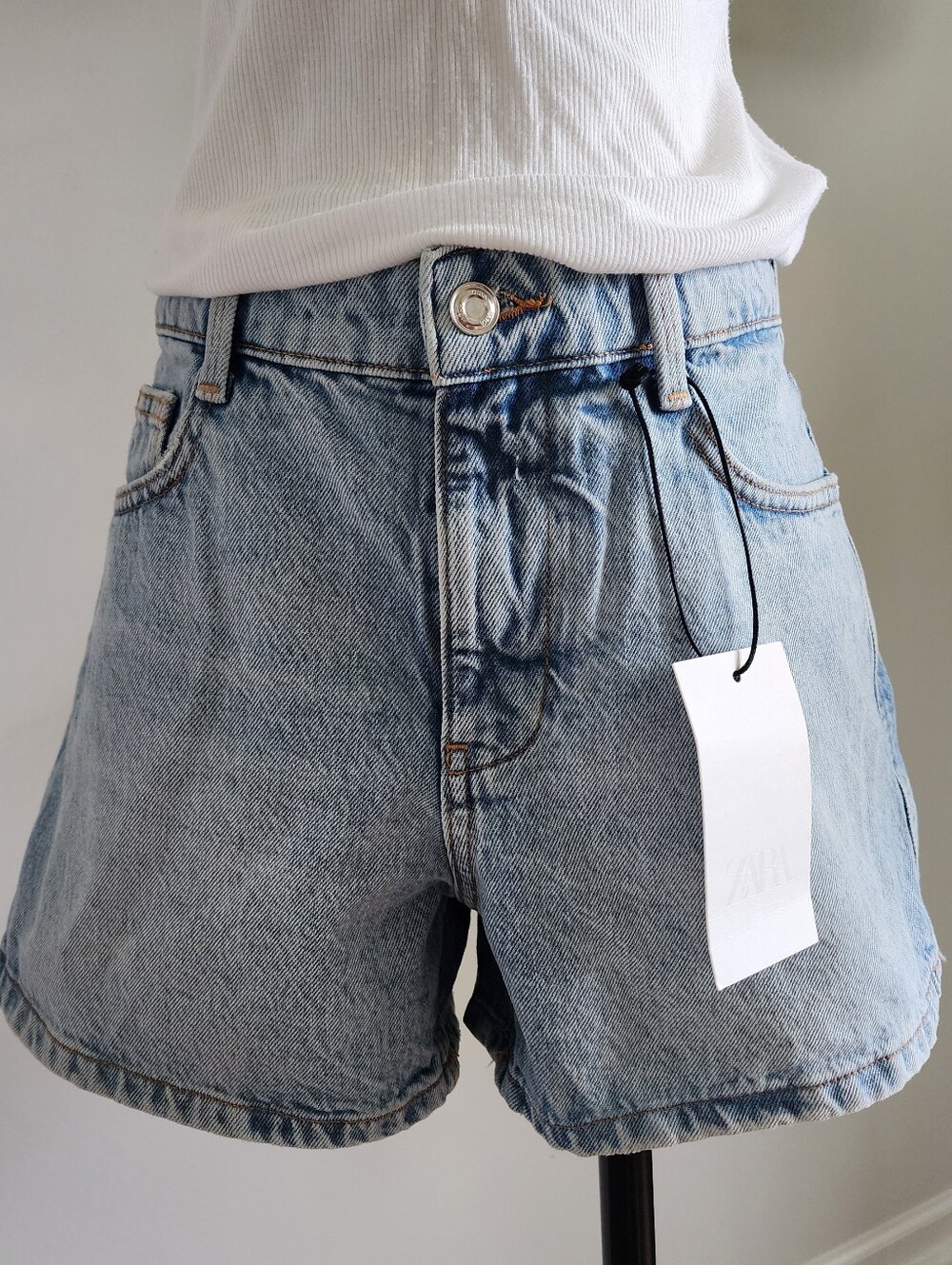 NWT ZARA Light Wash High-Rise Denim Shorts
